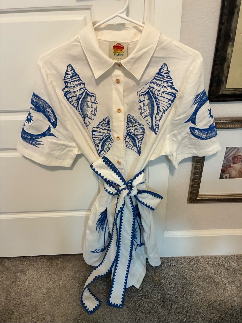 FARM Rio White Linen Romper with Blue Shell & Palm Print - Picture 6 of 16